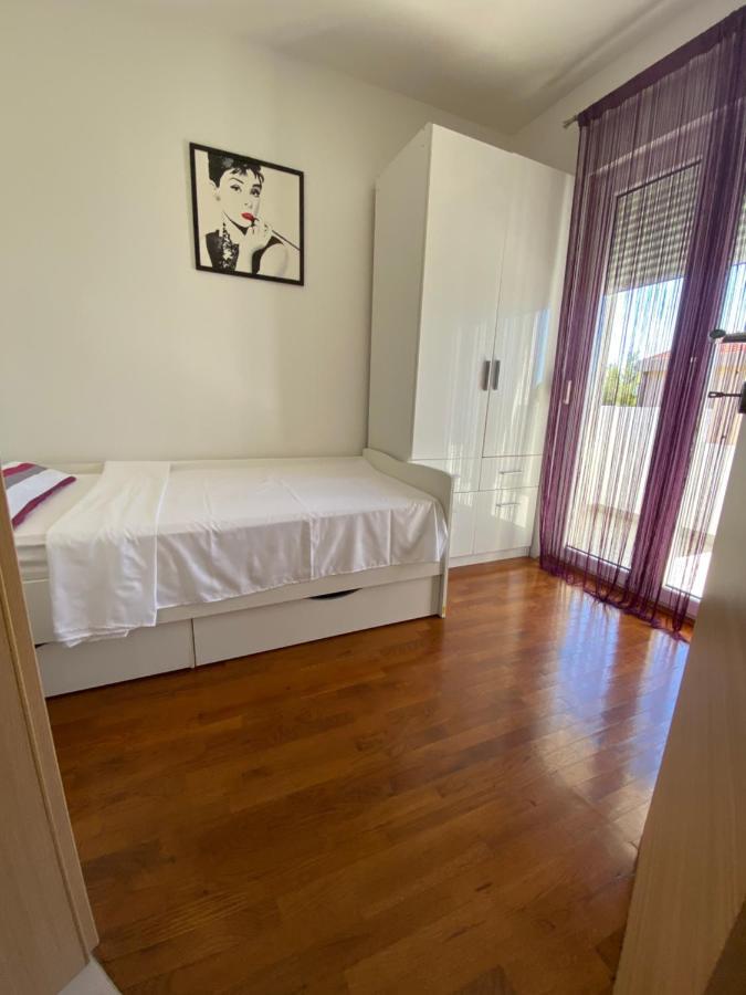 Apartman Mila Apartment Kaštela Екстериор снимка