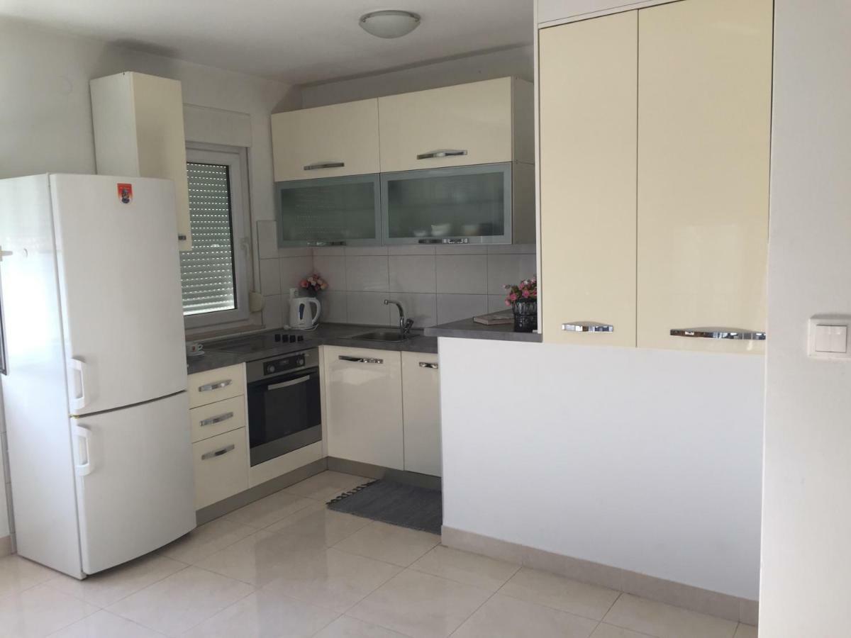 Apartman Mila Kaštela Екстериор снимка