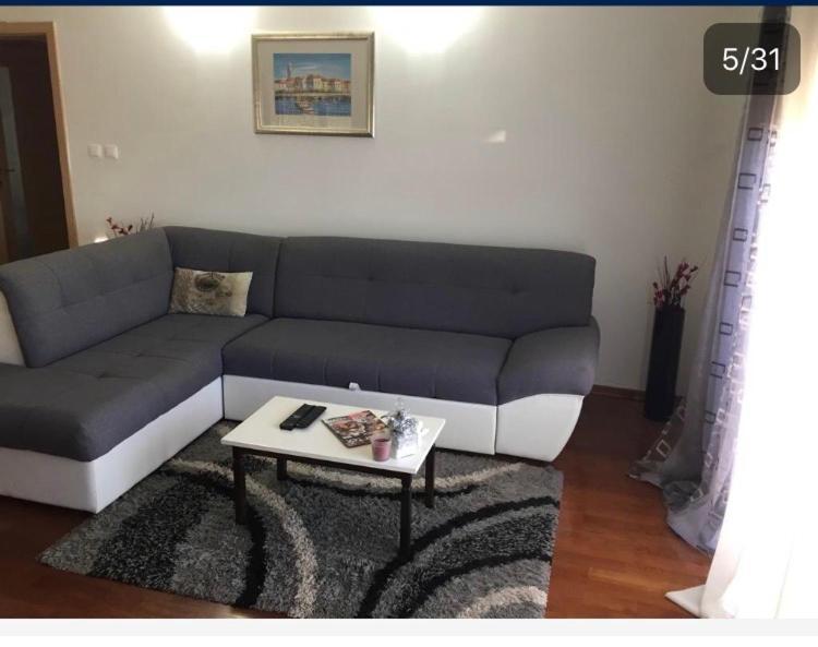 Apartman Mila Apartment Kaštela Екстериор снимка